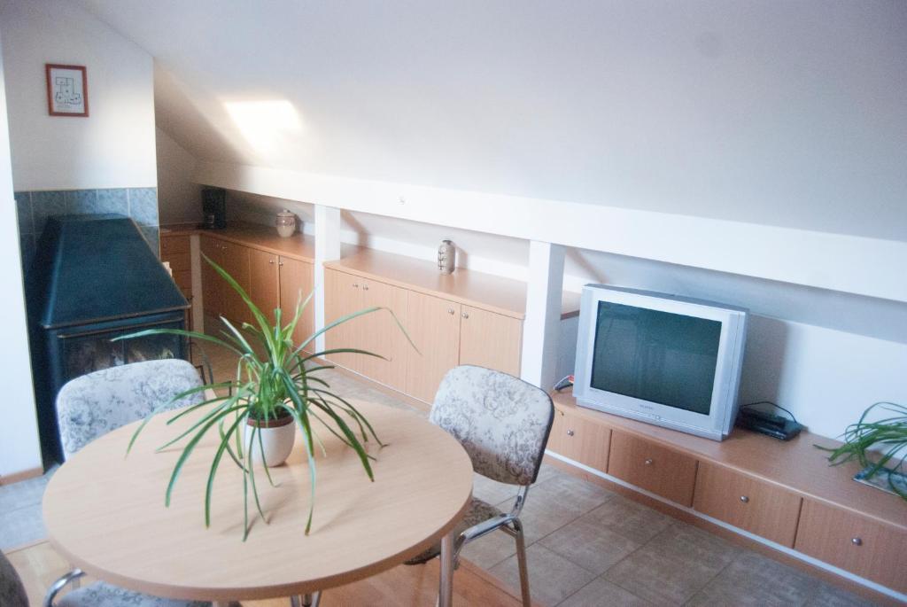 Nette Hotel Parnu Room photo